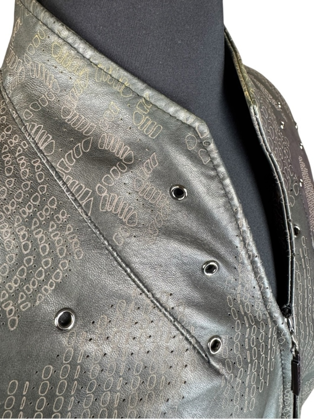 St. John Sport Black Structured Leather Studded Grommet Jacket Size S - Picture 4 of 11